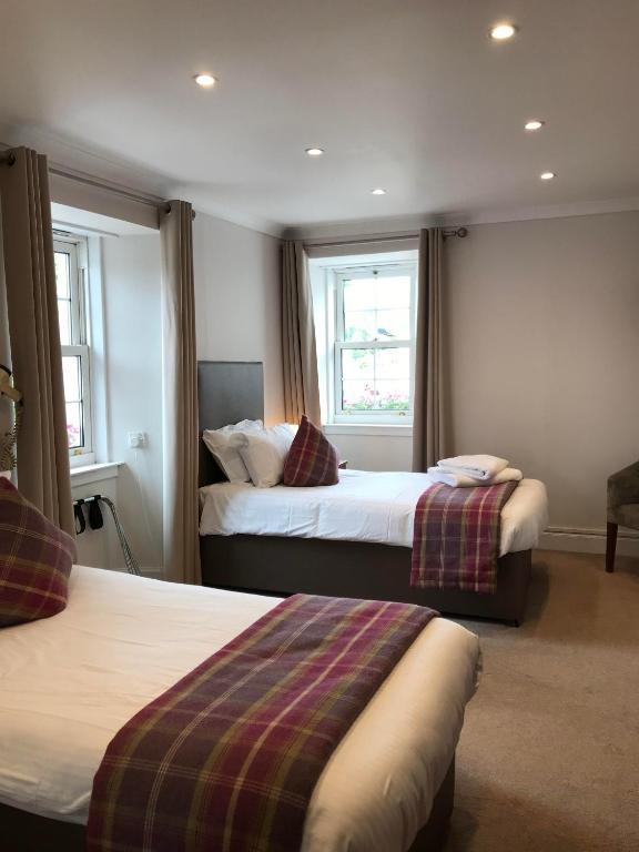 The Restaurant, Bar & Inverkip