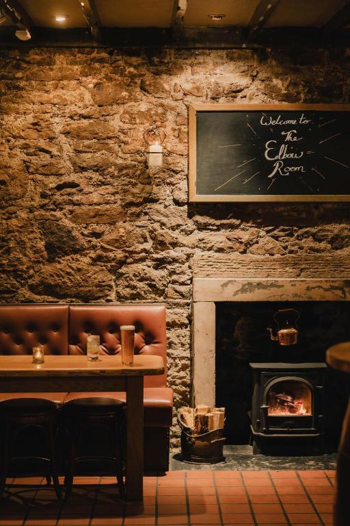 The Restaurant, Bar & 3* Inverkip