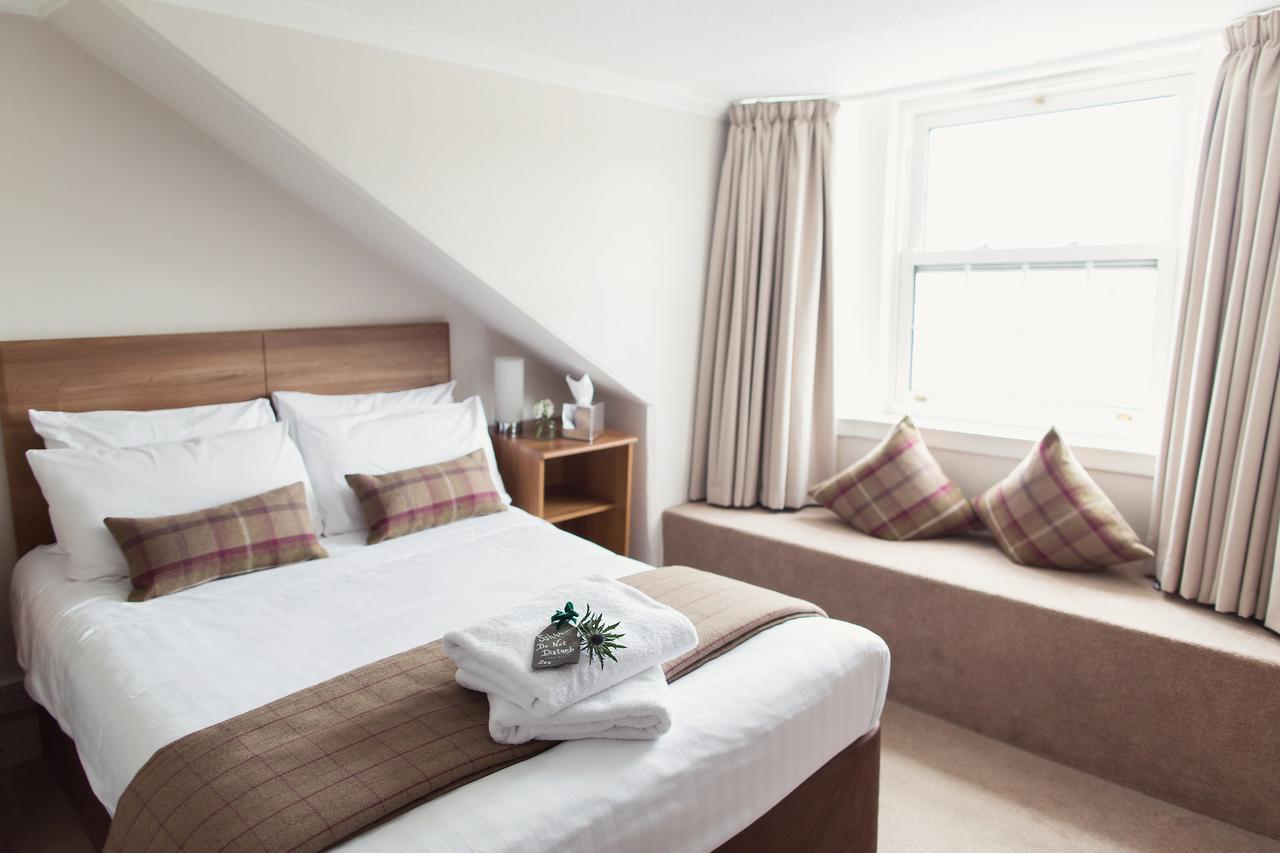 The Restaurant, Bar & 3* Inverkip